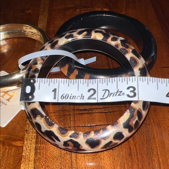 Haute Hippie | Leopard/Gold/Tiger Print Bangle Trio Set - Picture 14 of 14